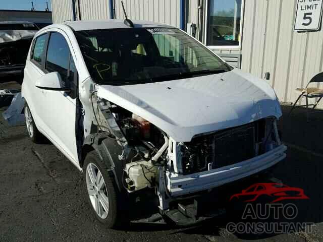 CHEVROLET SPARK 2015 - KL8CD6S98FC753887