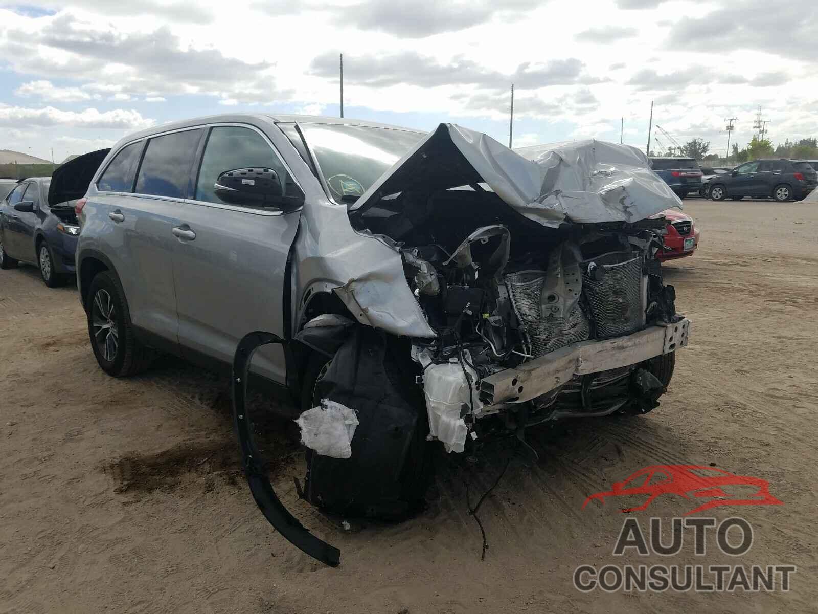 TOYOTA HIGHLANDER 2019 - 5TDZZRFH8KS304305