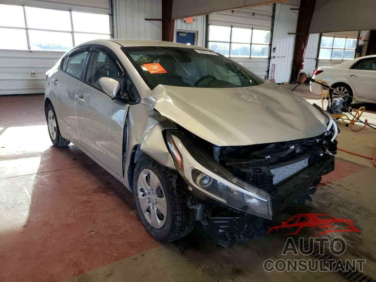 KIA FORTE 2018 - 3KPFK4A78JE195118