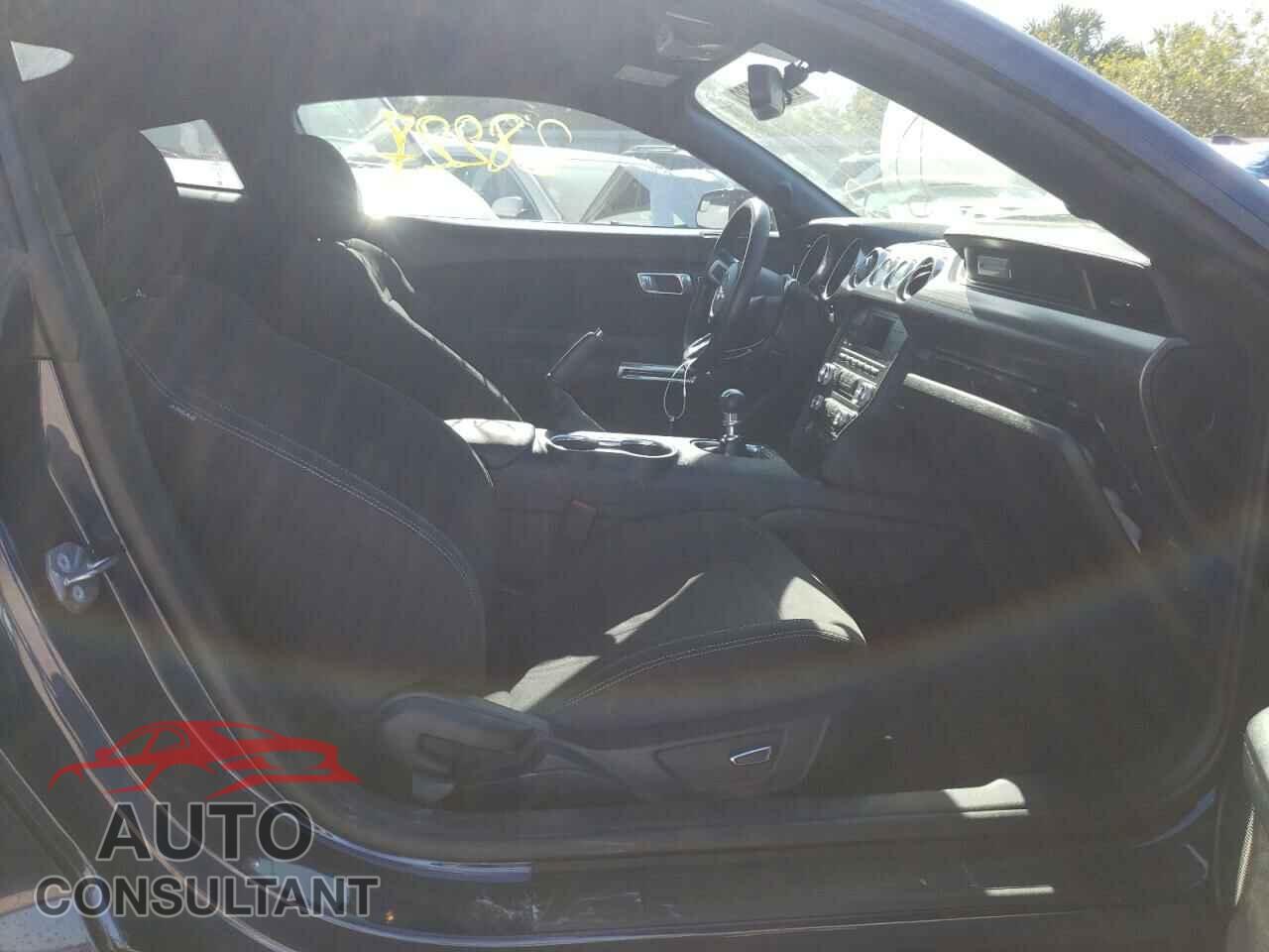 FORD MUSTANG 2018 - 1FA6P8CF4J5165953