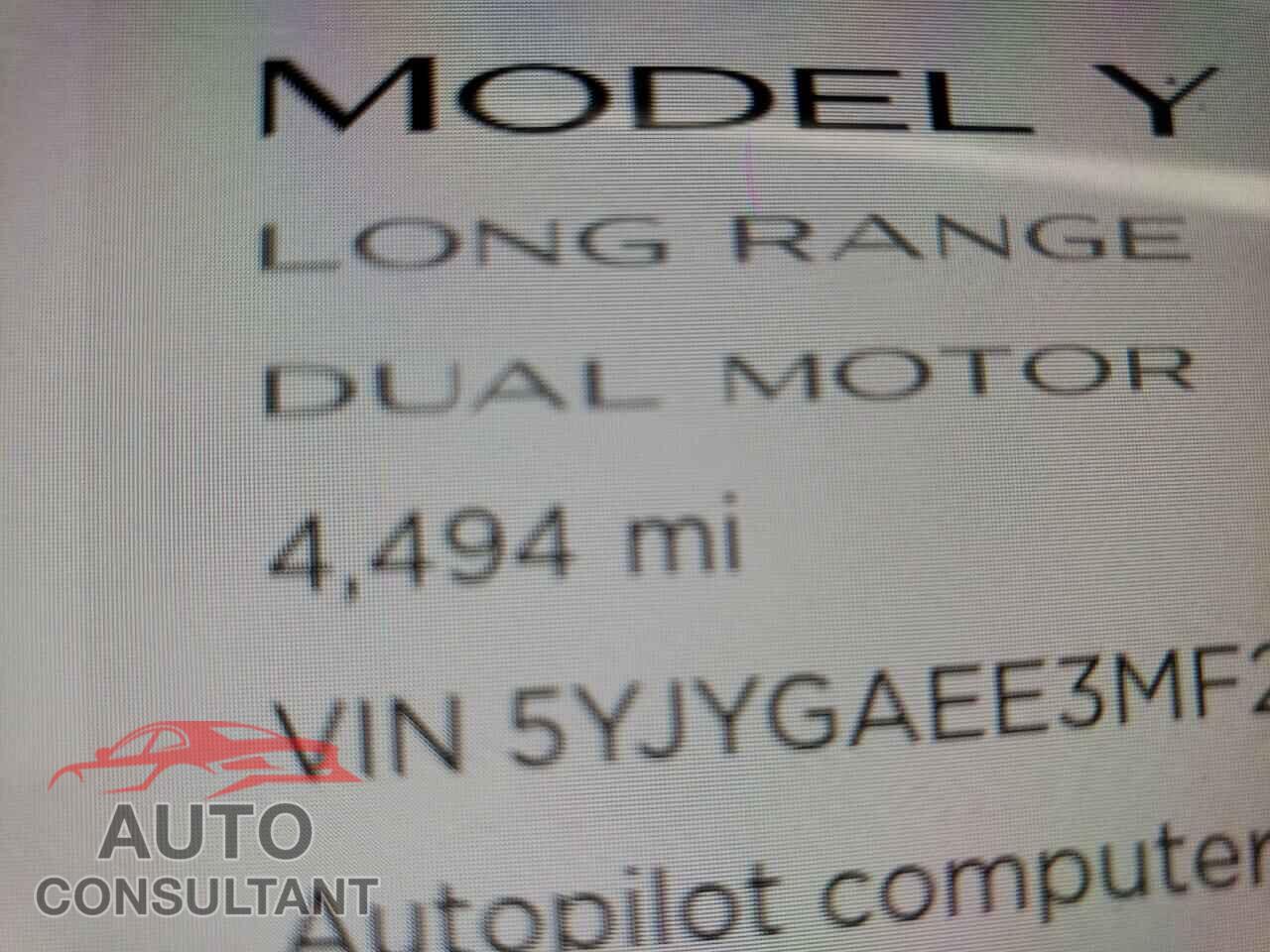 TESLA MODEL Y 2021 - 5YJYGAEE3MF265799