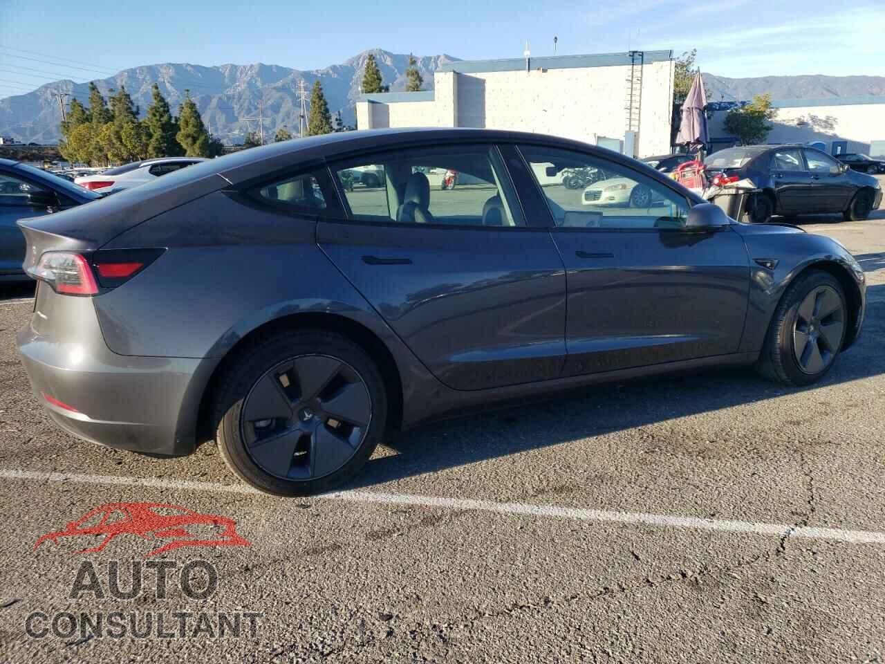 TESLA MODEL 3 2023 - 5YJ3E1EBXPF390325
