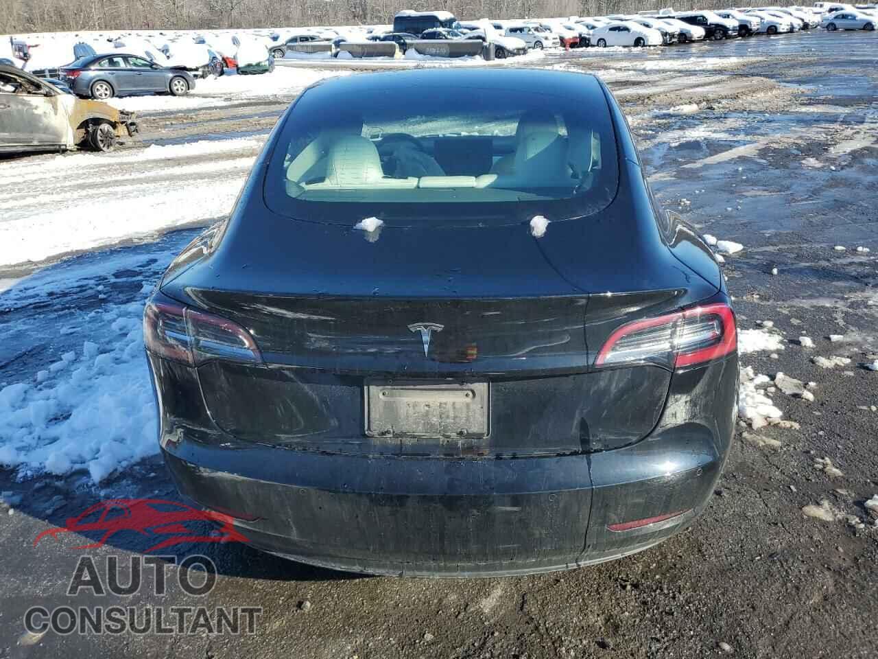 TESLA MODEL 3 2021 - 5YJ3E1EA2MF987634