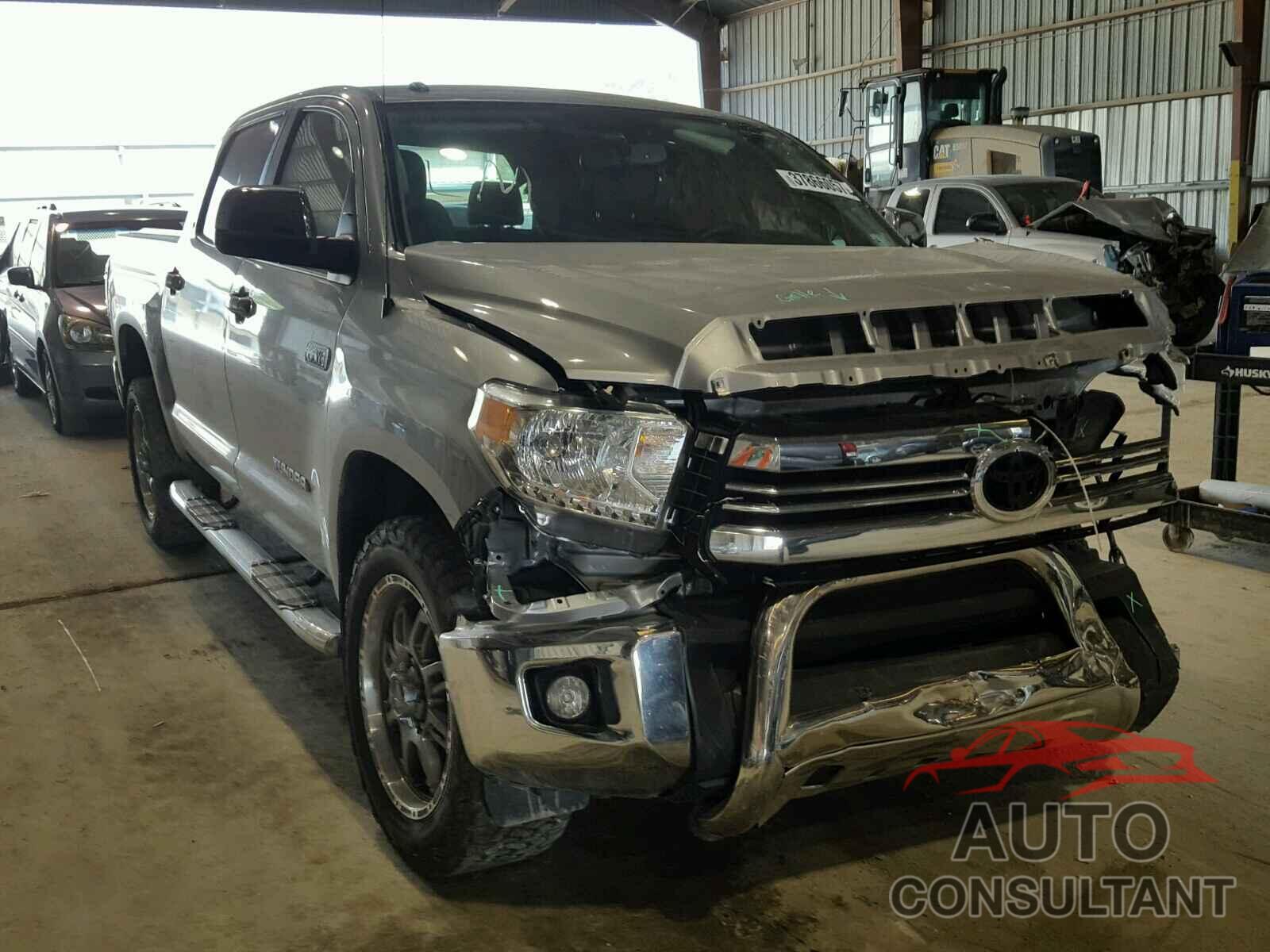 TOYOTA TUNDRA 2017 - 5TFEW5F14HX215885