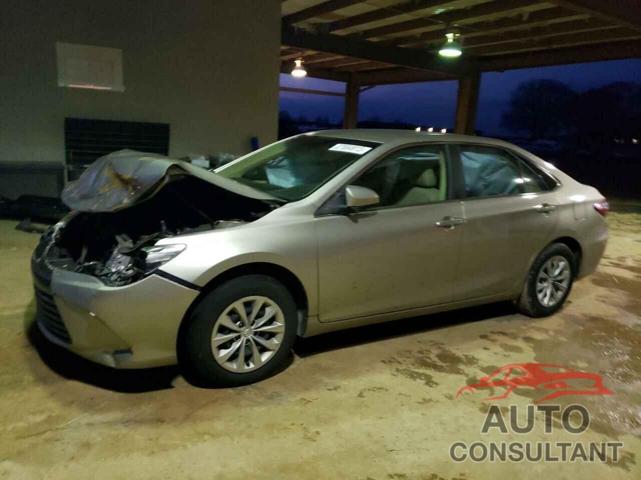 TOYOTA CAMRY 2016 - 4T4BF1FK5GR563832