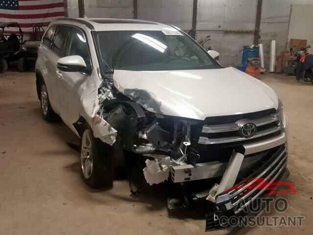 TOYOTA HIGHLANDER 2018 - 5TDDZRFH7JS849565