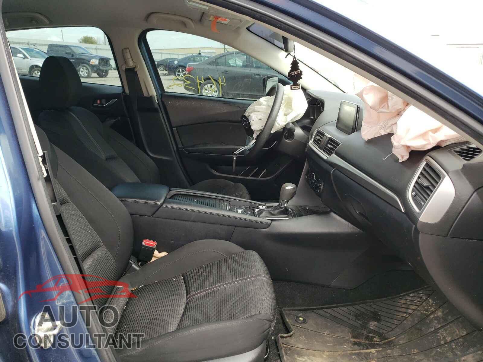 MAZDA 3 2017 - 3MZBN1U7XHM144314