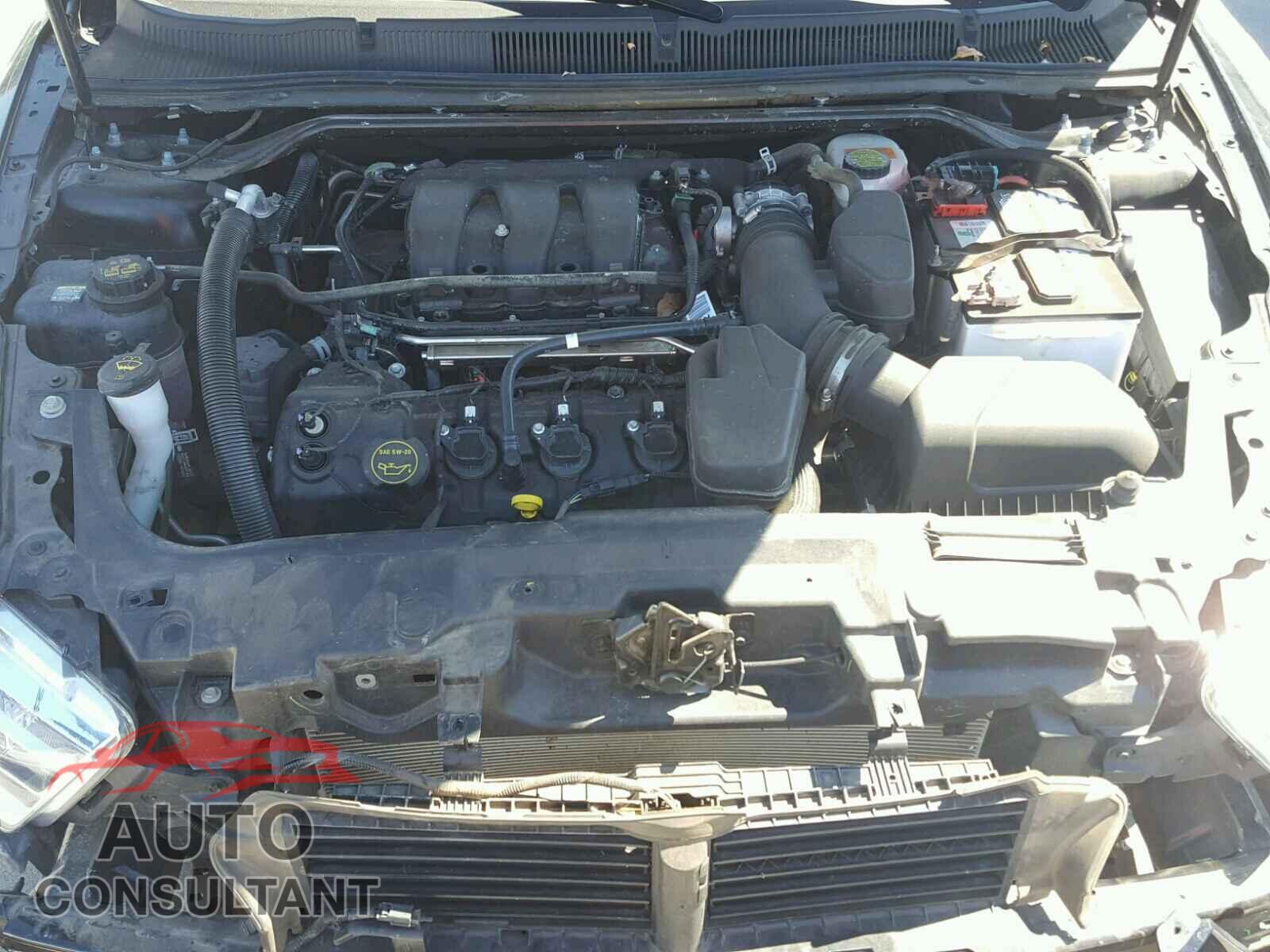 FORD TAURUS 2016 - 1FAHP2E85GG141808