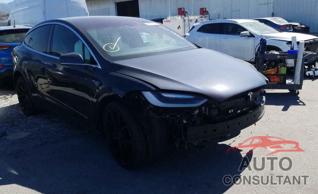 TESLA MODEL X 2016 - 5YJXCBE20GF018988