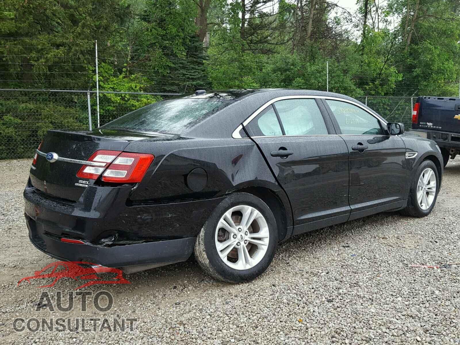 FORD TAURUS 2015 - 1FAHP2E89FG177144