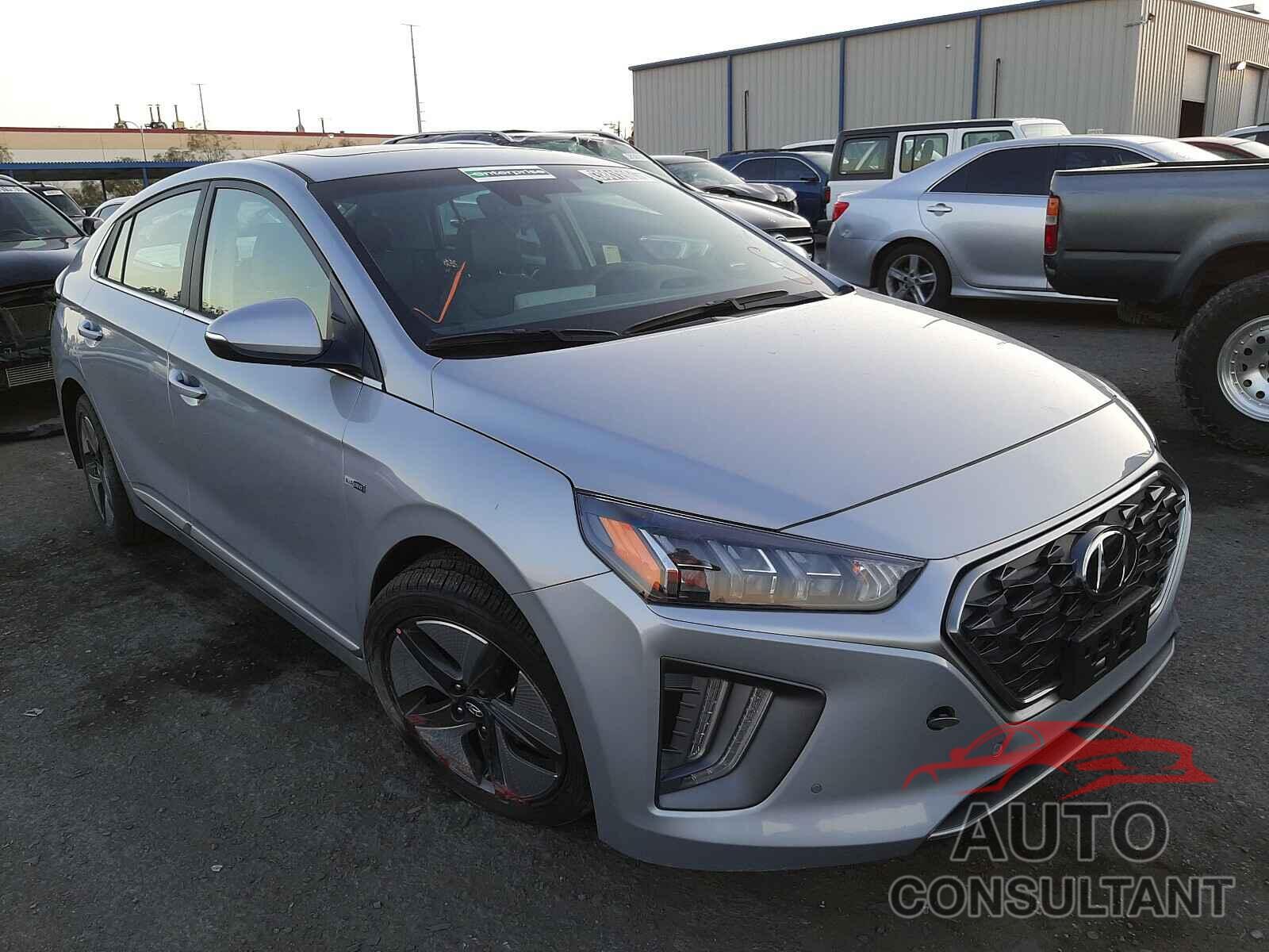 HYUNDAI IONIQ 2020 - KMHC05LC7LU242941