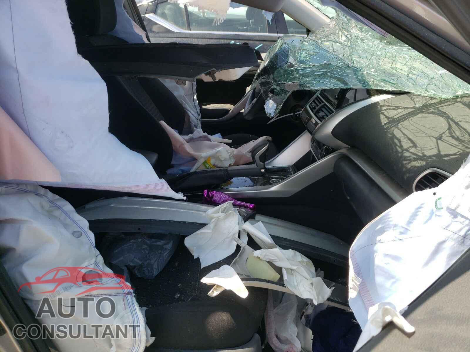 MITSUBISHI ECLIPSE 2019 - JA4AT3AAXKZ033228
