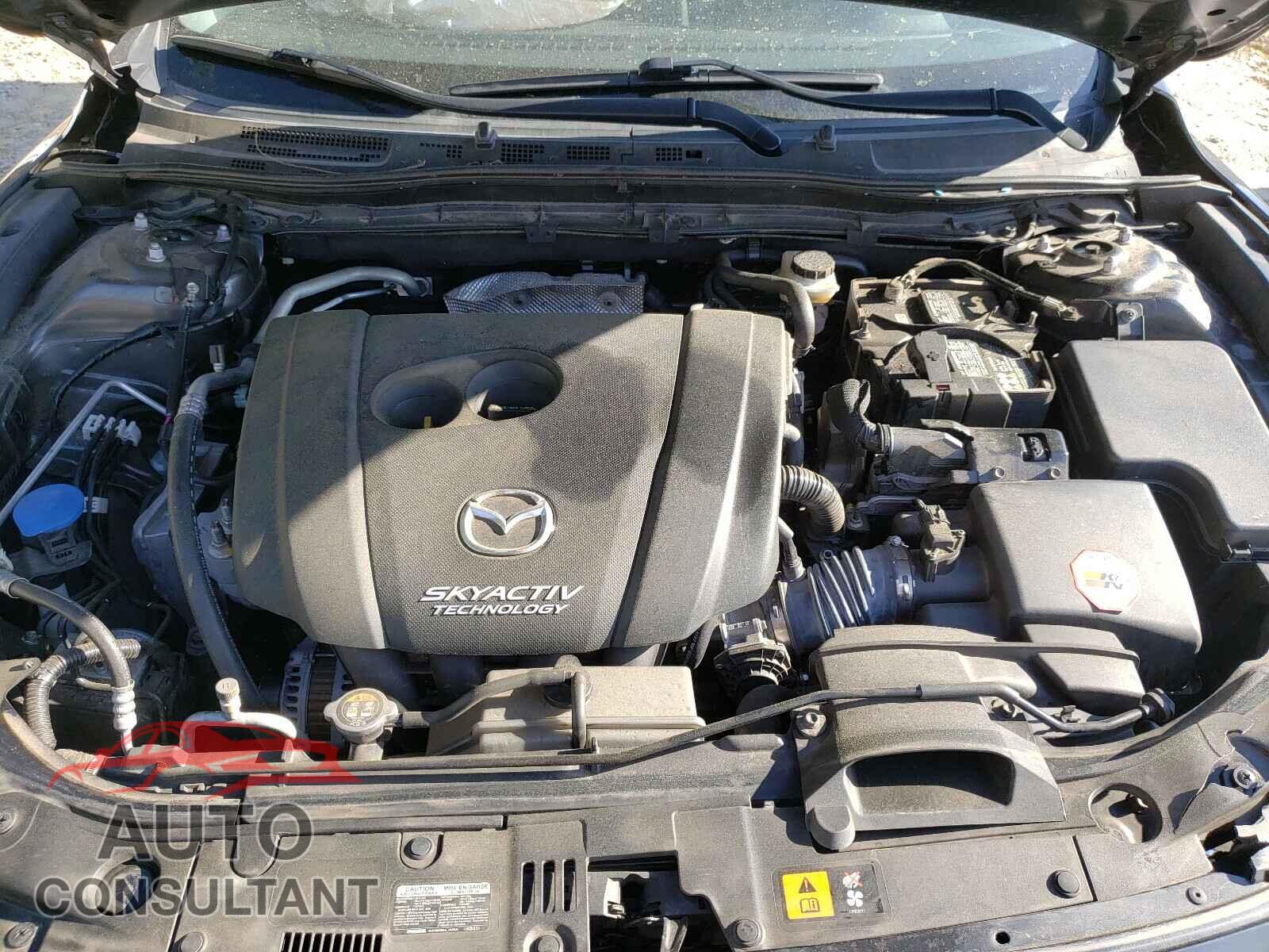 MAZDA 3 2017 - 3MZBN1V73HM143245