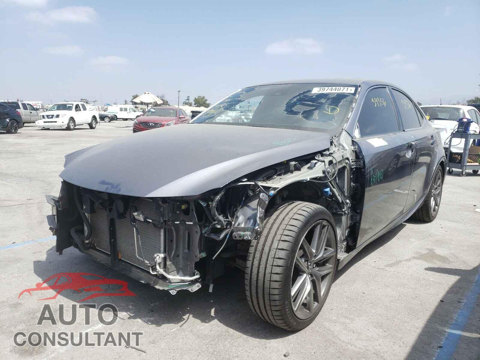 LEXUS IS 2017 - JTHBA1D21H5053729