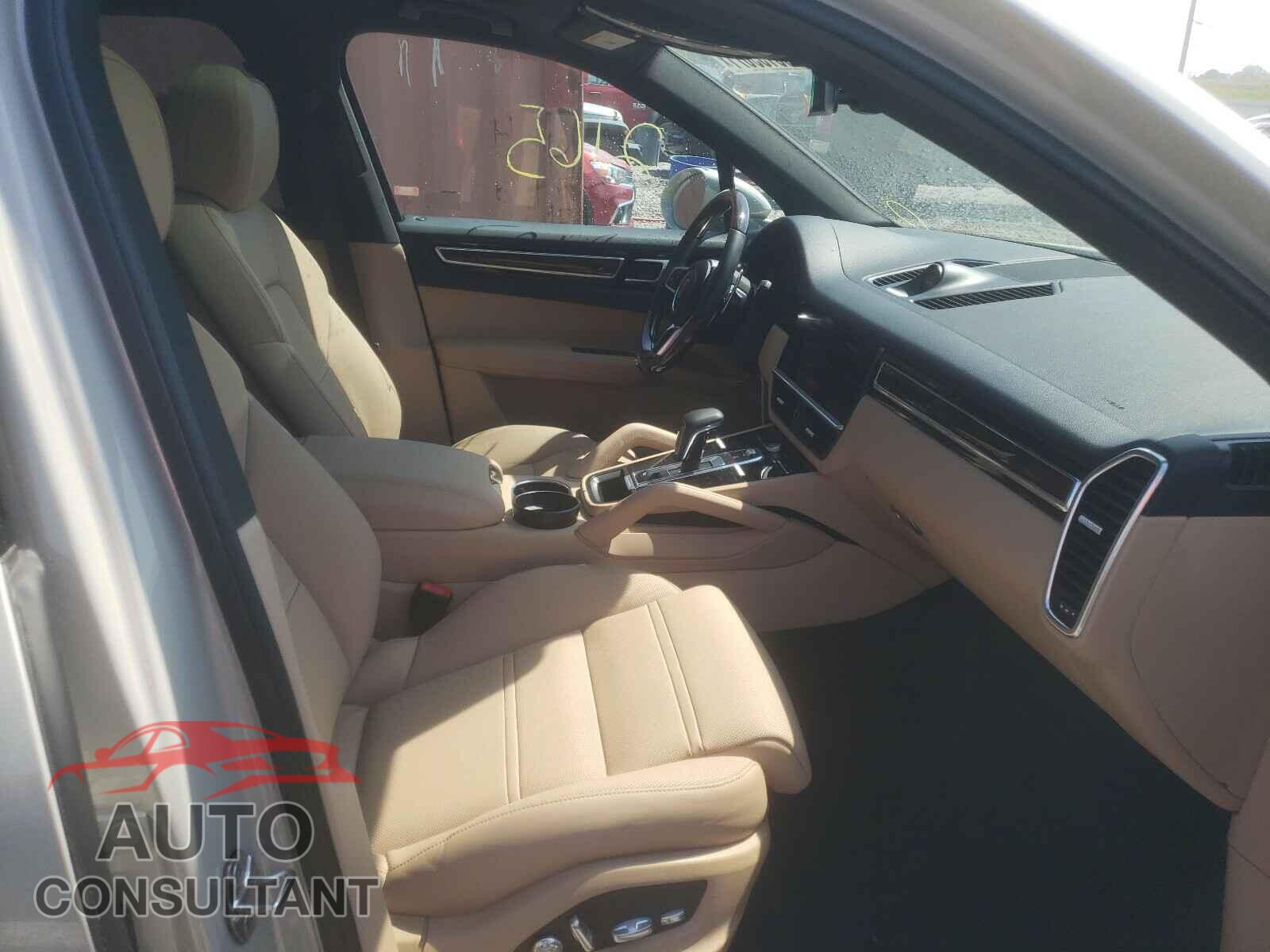 PORSCHE CAYENNE 2021 - WP1AA2AY4MDA03434
