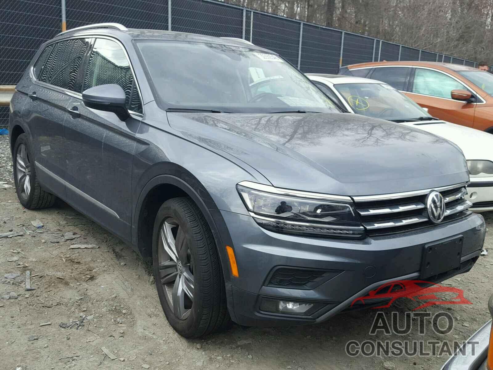 VOLKSWAGEN TIGUAN 2018 - 3VV5B7AX8JM004849