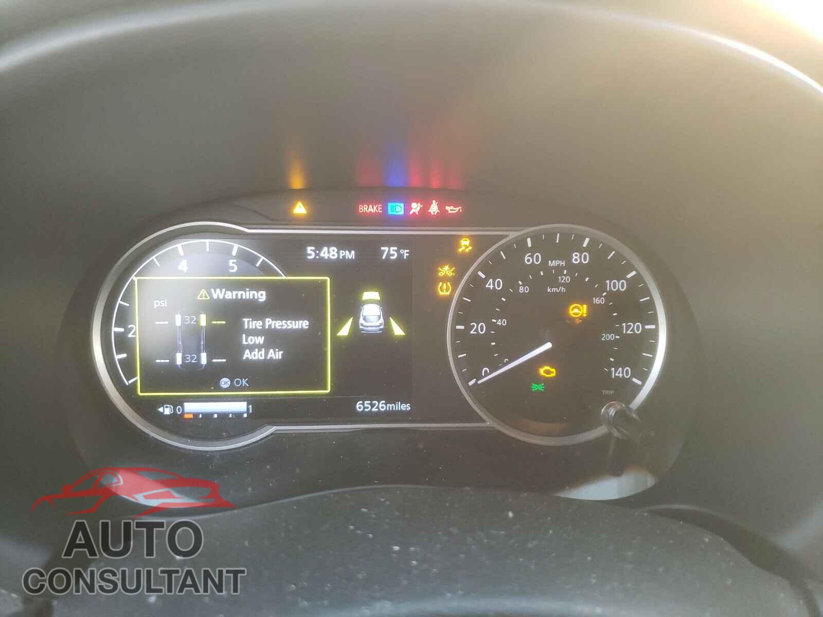 NISSAN KICKS 2019 - 3N1CP5CU3KL560883