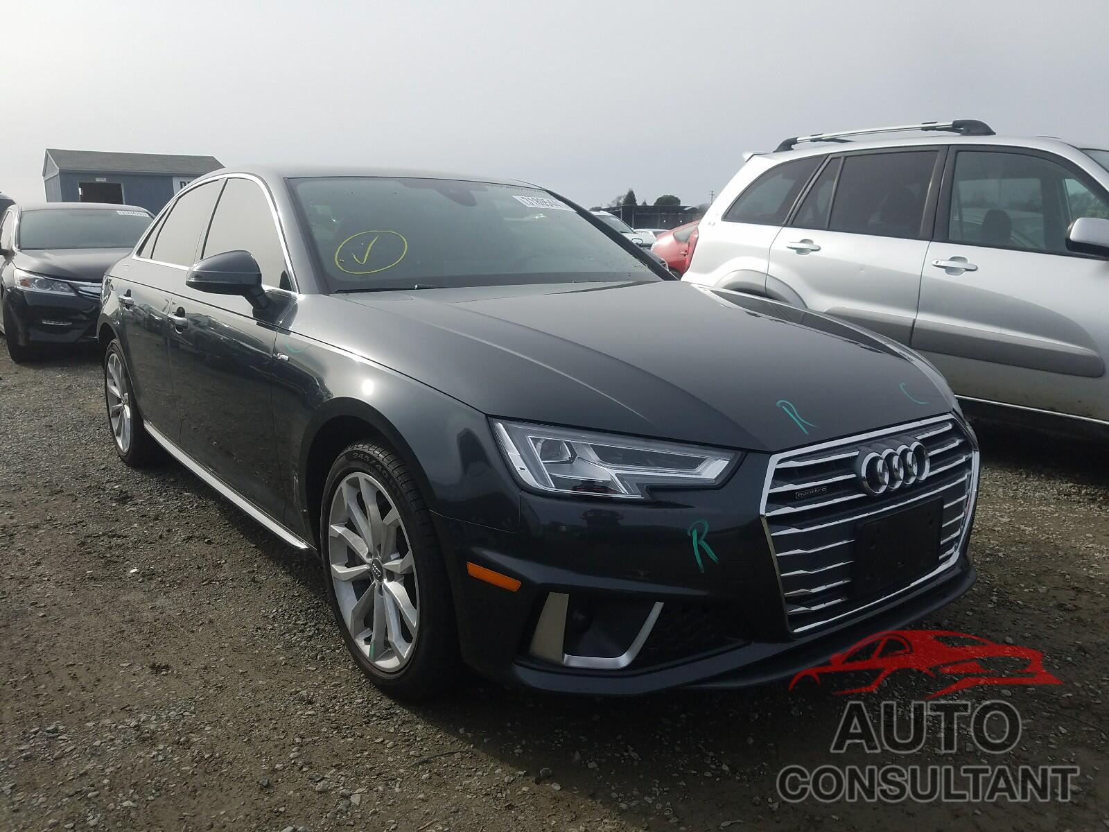 AUDI A4 2019 - WAUENAF45KN015393