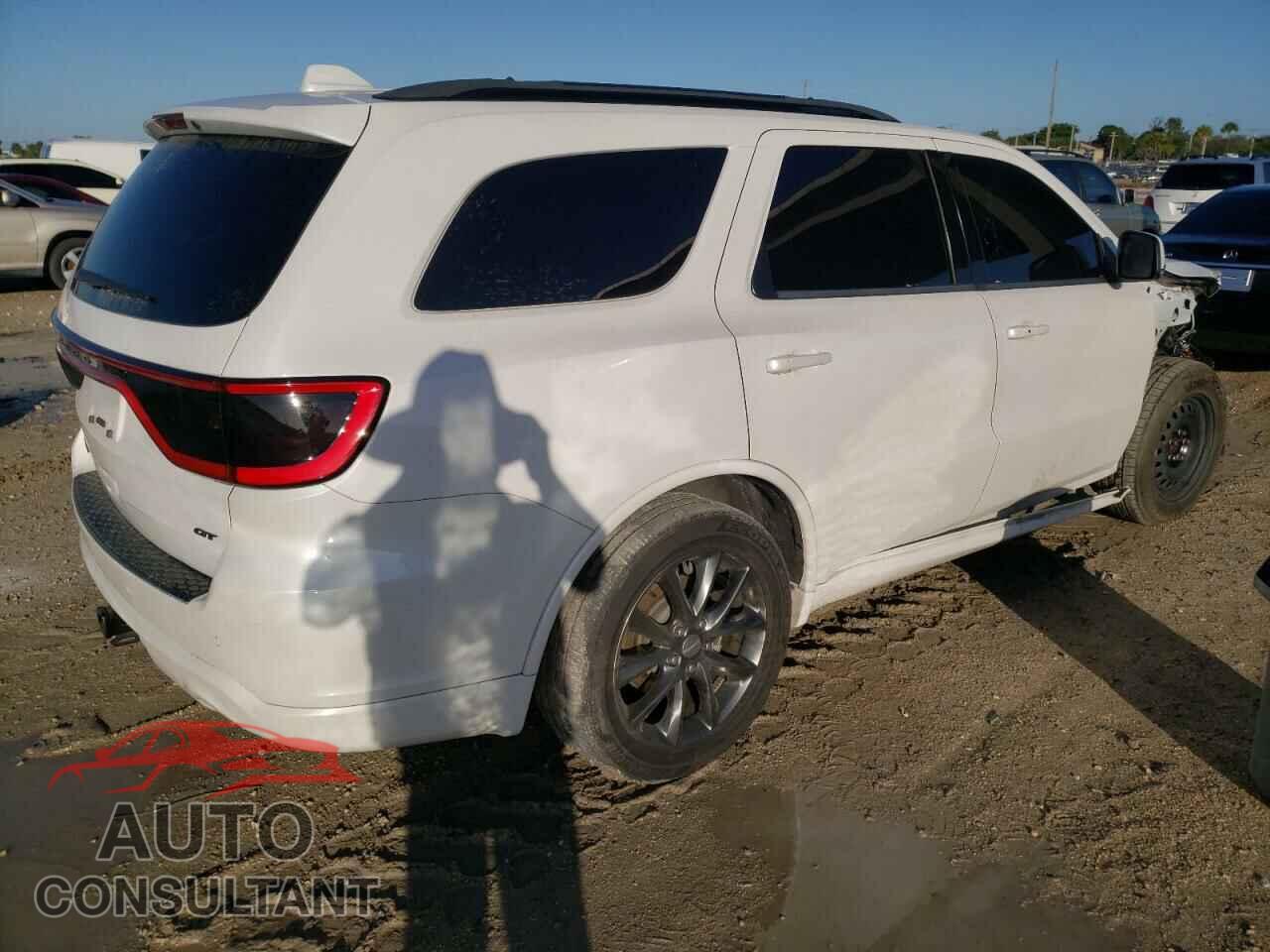 DODGE DURANGO 2017 - KMHLR4AF7NU225671