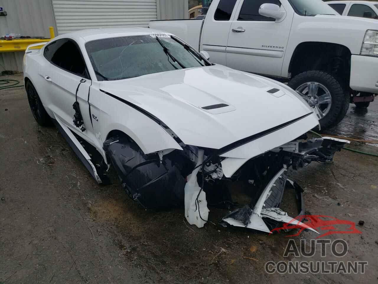 FORD MUSTANG 2018 - 1FA6P8CF4J5180355