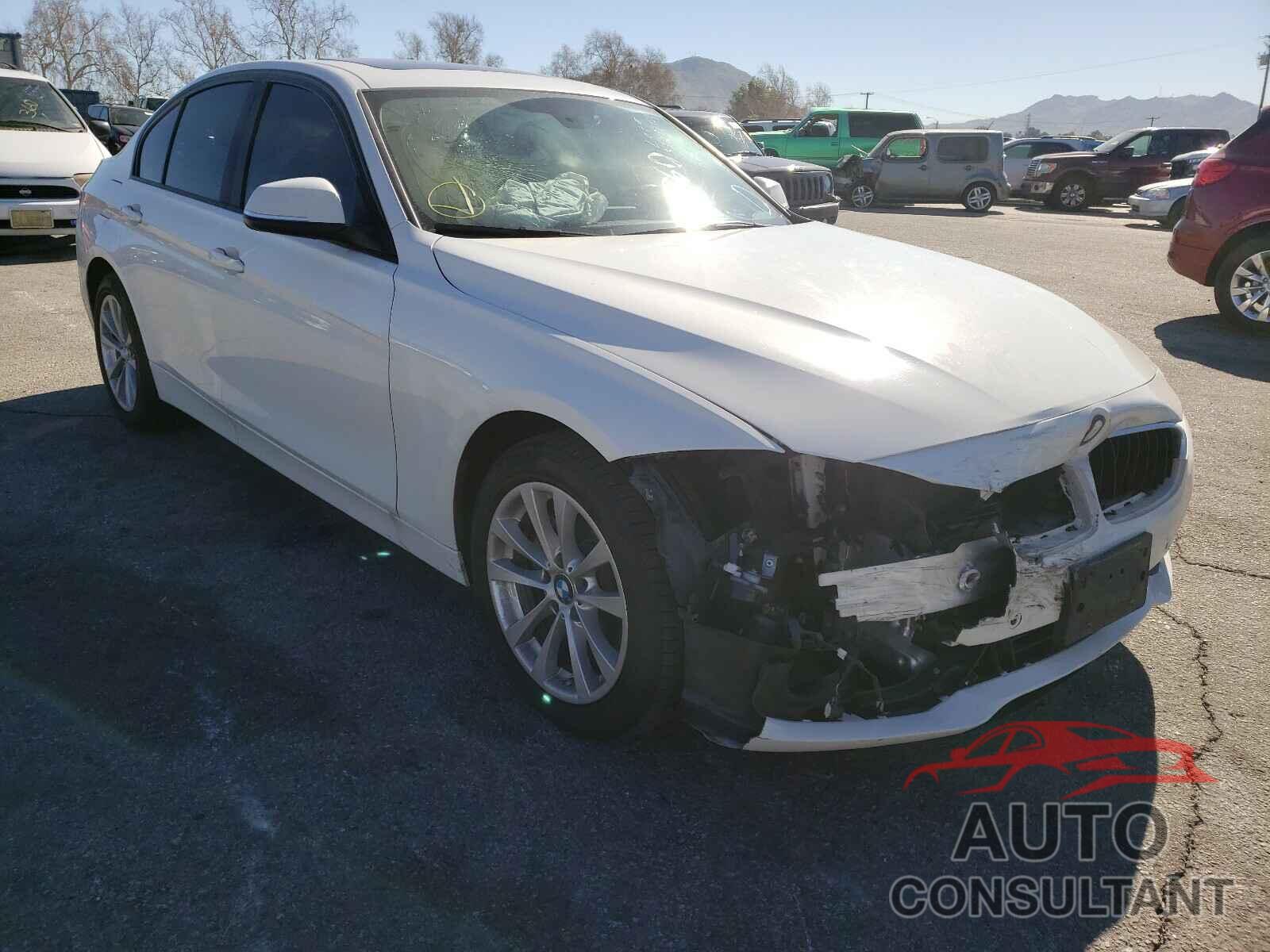 BMW 3 SERIES 2016 - WBA8E1G52GNU12300