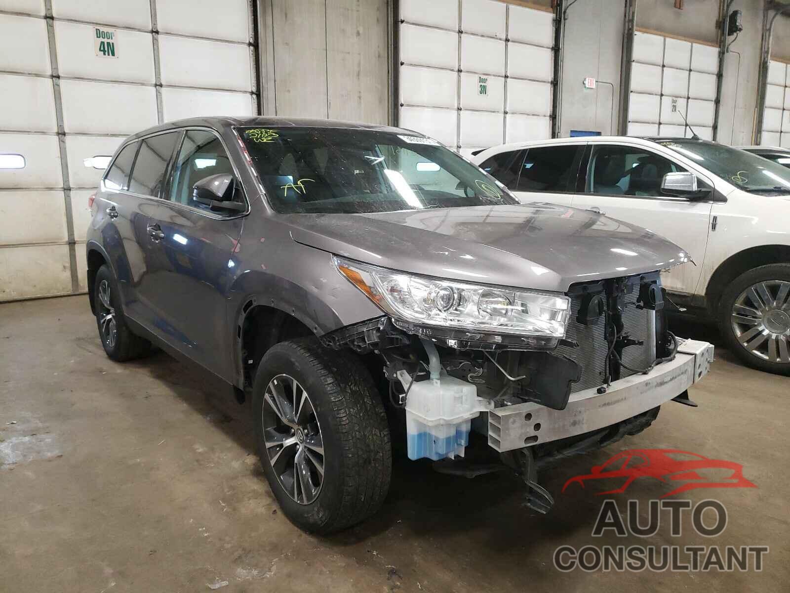 TOYOTA HIGHLANDER 2019 - 5TDBZRFH9KS702981