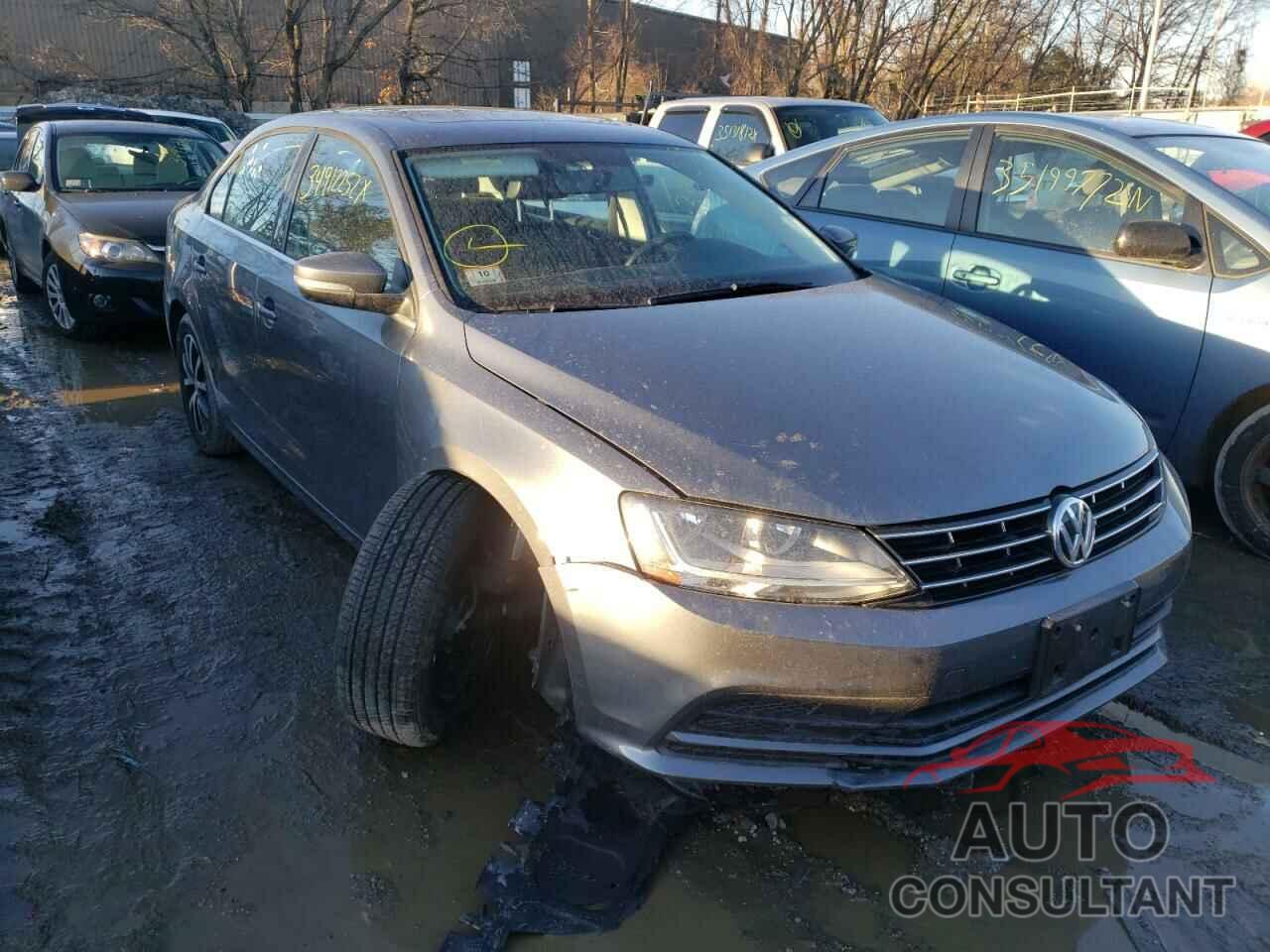 VOLKSWAGEN JETTA 2018 - 3VWDB7AJ6JM246316