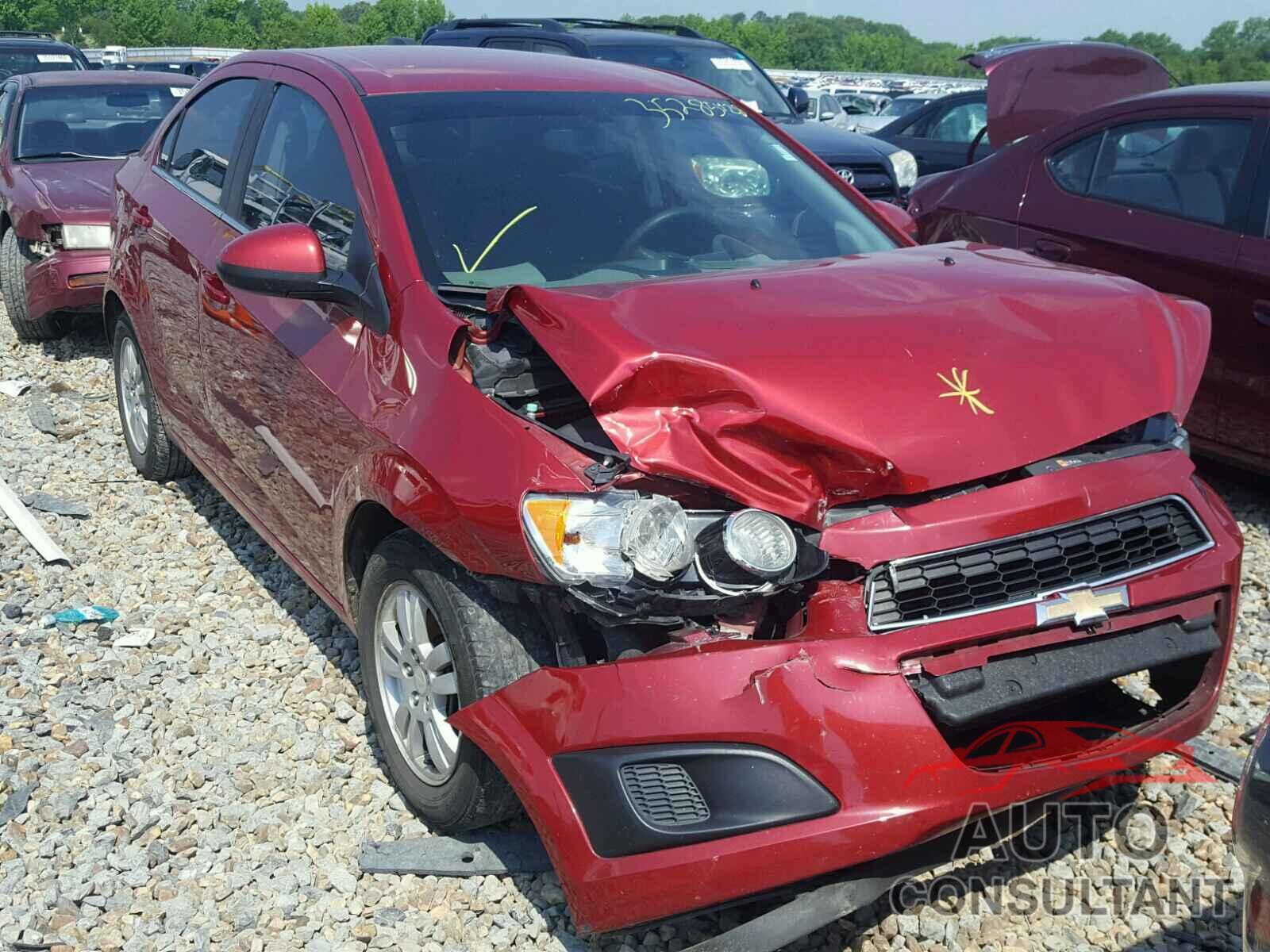 CHEVROLET SONIC 2015 - 1G1JC5SH3F4117366