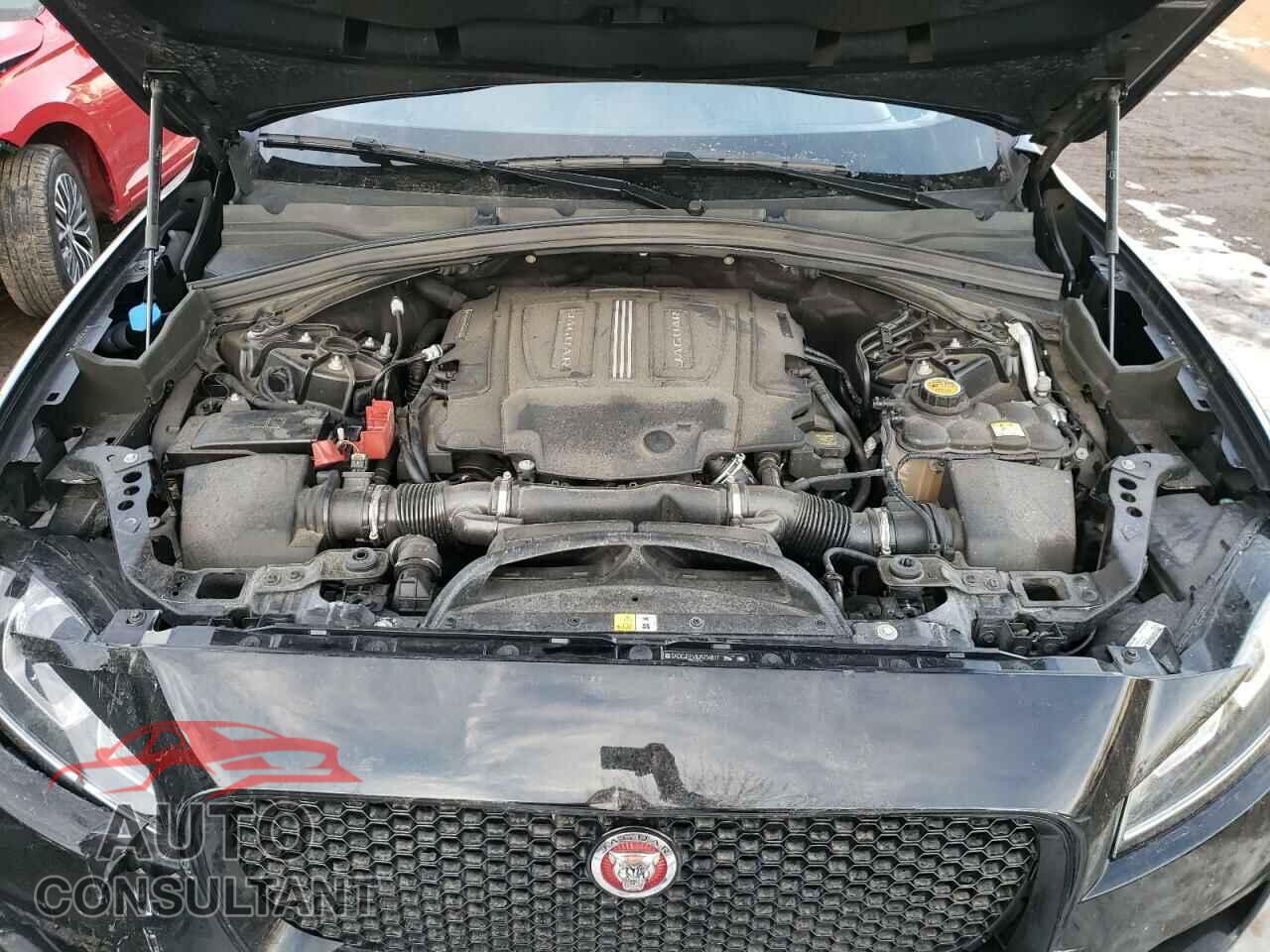 JAGUAR F-PACE 2018 - SADCJ2EV9JA254817