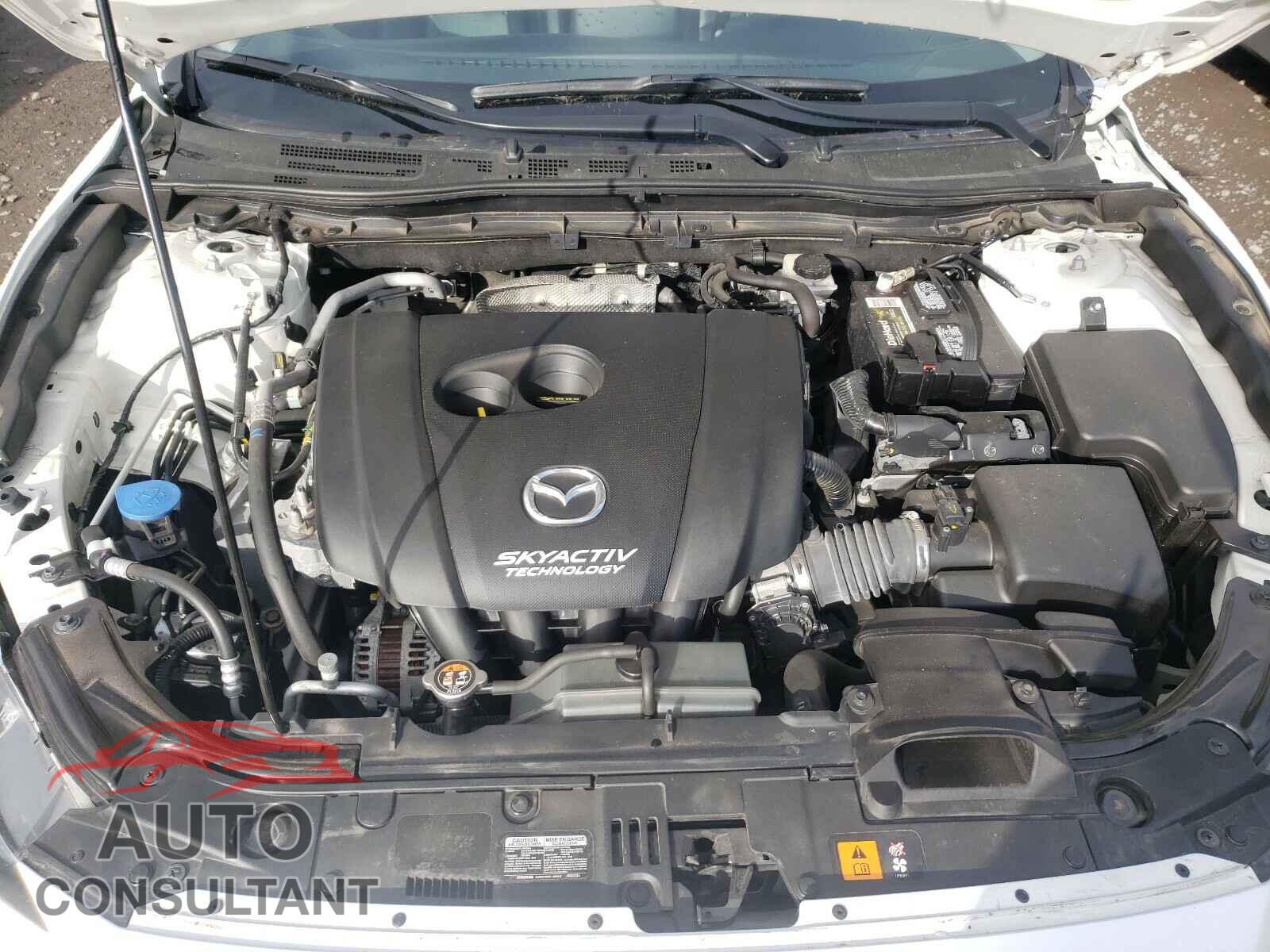 MAZDA 3 2017 - 3MZBN1V72HM127716