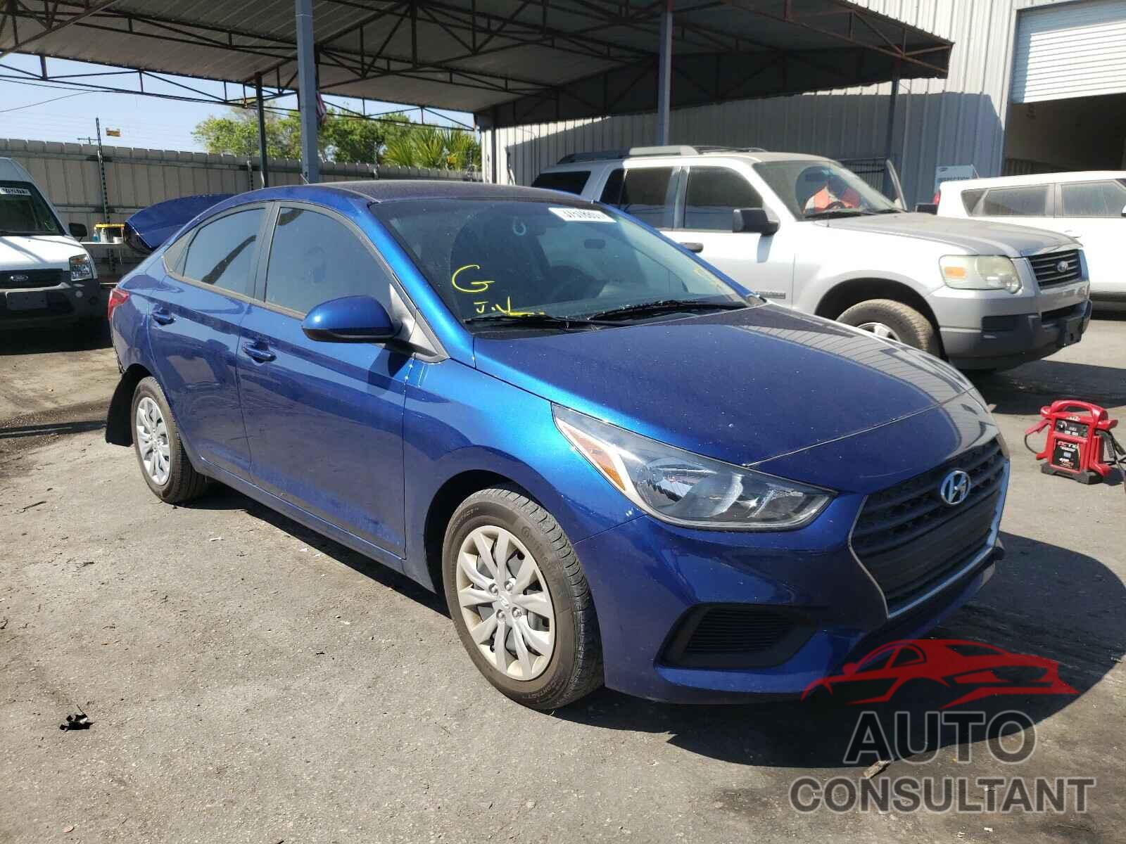 HYUNDAI ACCENT 2018 - 3KPC24A39JE021705