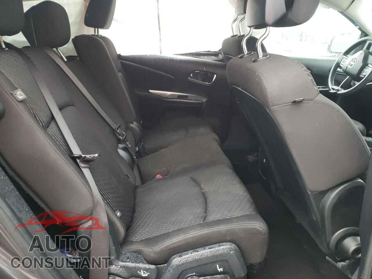 DODGE JOURNEY 2017 - 3C4PDCBG2HT530483