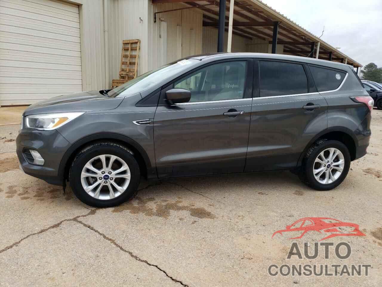 FORD ESCAPE 2017 - 1FMCU0GD4HUA99061