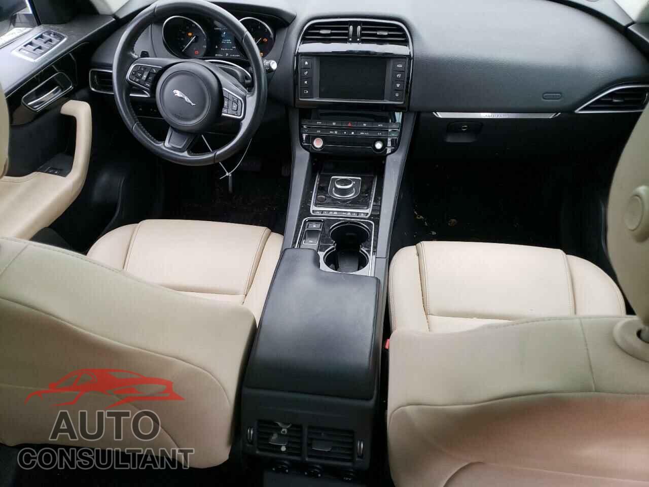 JAGUAR F-PACE 2017 - SADCS2BV5HA046946