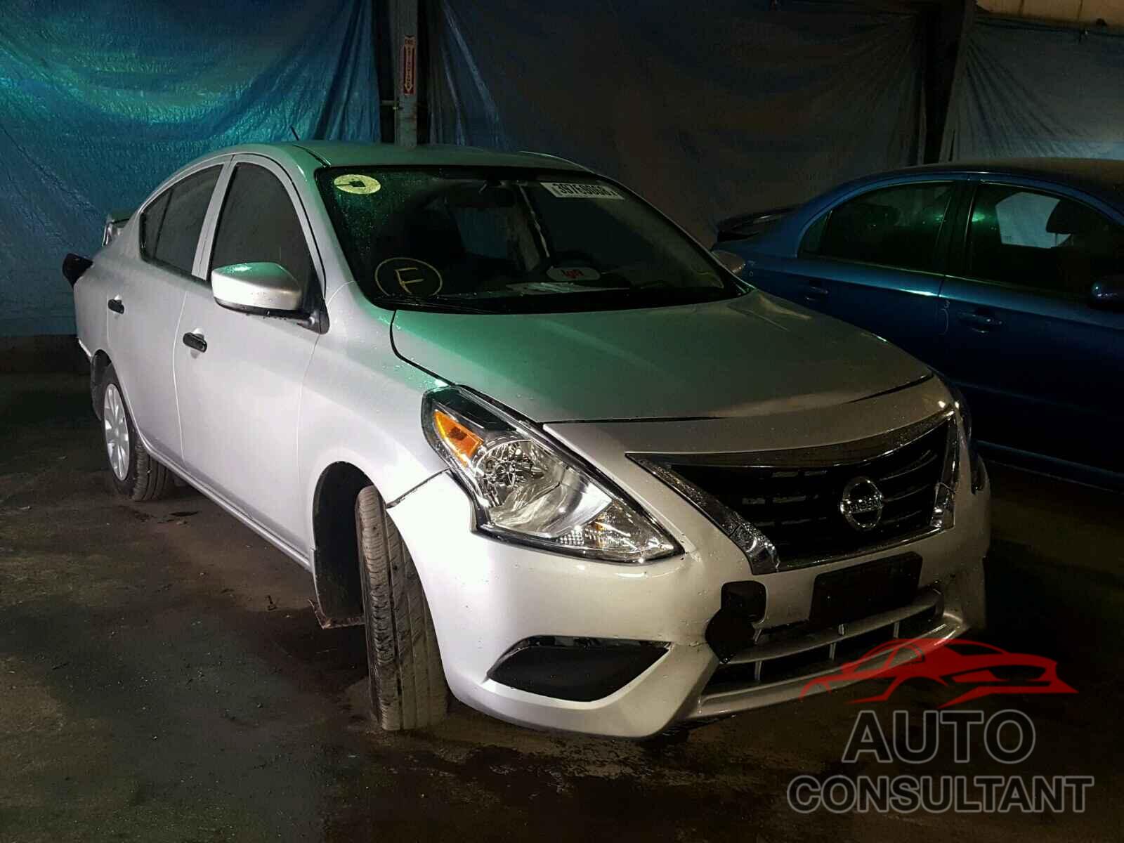 NISSAN VERSA 2018 - 3N1CN7AP6JL800733