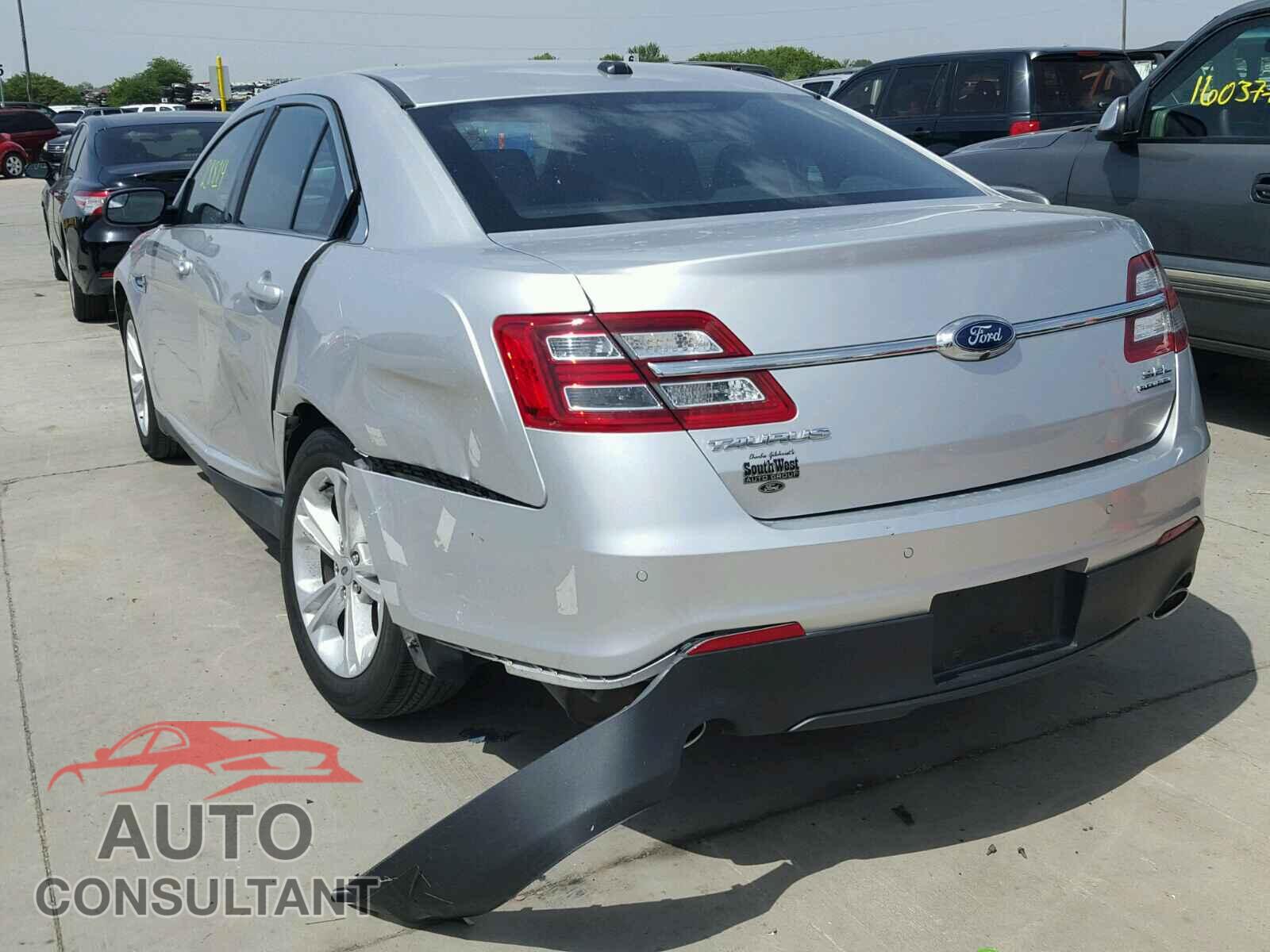 FORD TAURUS 2015 - 1FAHP2E88FG203085