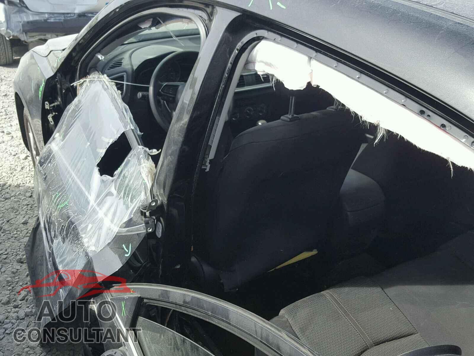 MAZDA 3 2017 - 3MZBN1U73HM131727