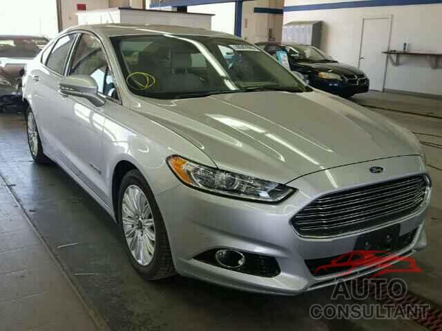 FORD FUSION 2015 - 3FA6P0LU3FR237729
