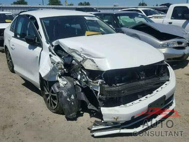VOLKSWAGEN JETTA 2016 - 3VWD67AJ5GM318782