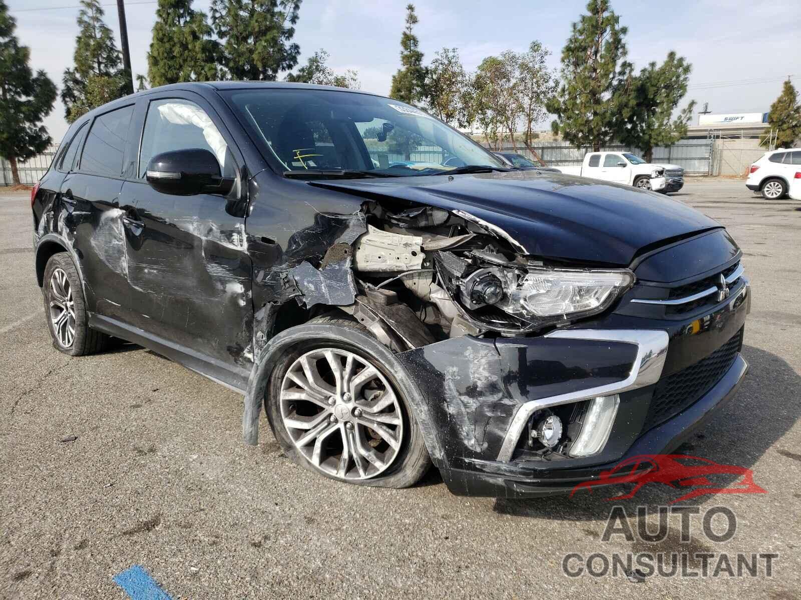 MITSUBISHI OUTLANDER 2018 - JA4AP3AW8JZ035879
