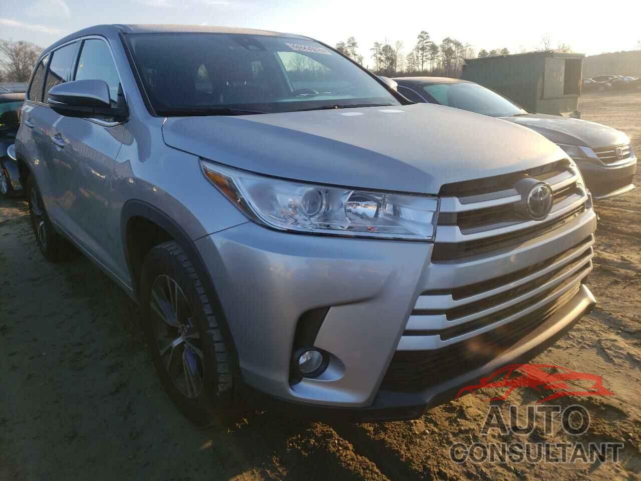 TOYOTA HIGHLANDER 2018 - 5TDZZRFH2JS285782
