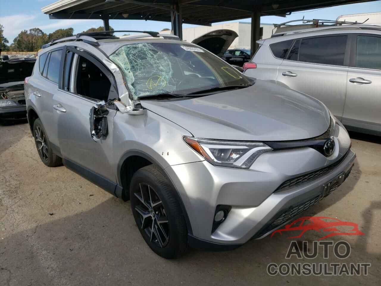 TOYOTA RAV4 2018 - JTMJFREV8JJ248679