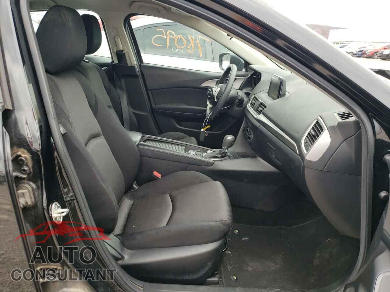MAZDA 3 2017 - 3MZBN1U7XHM113922