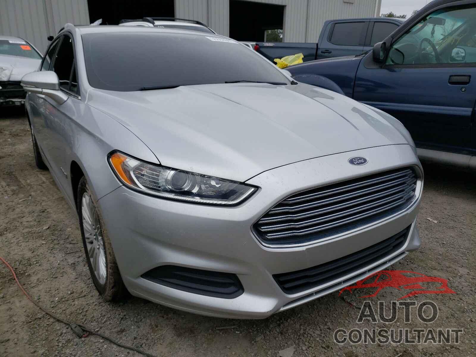 FORD FUSION 2016 - 3FA6P0LU5GR398763