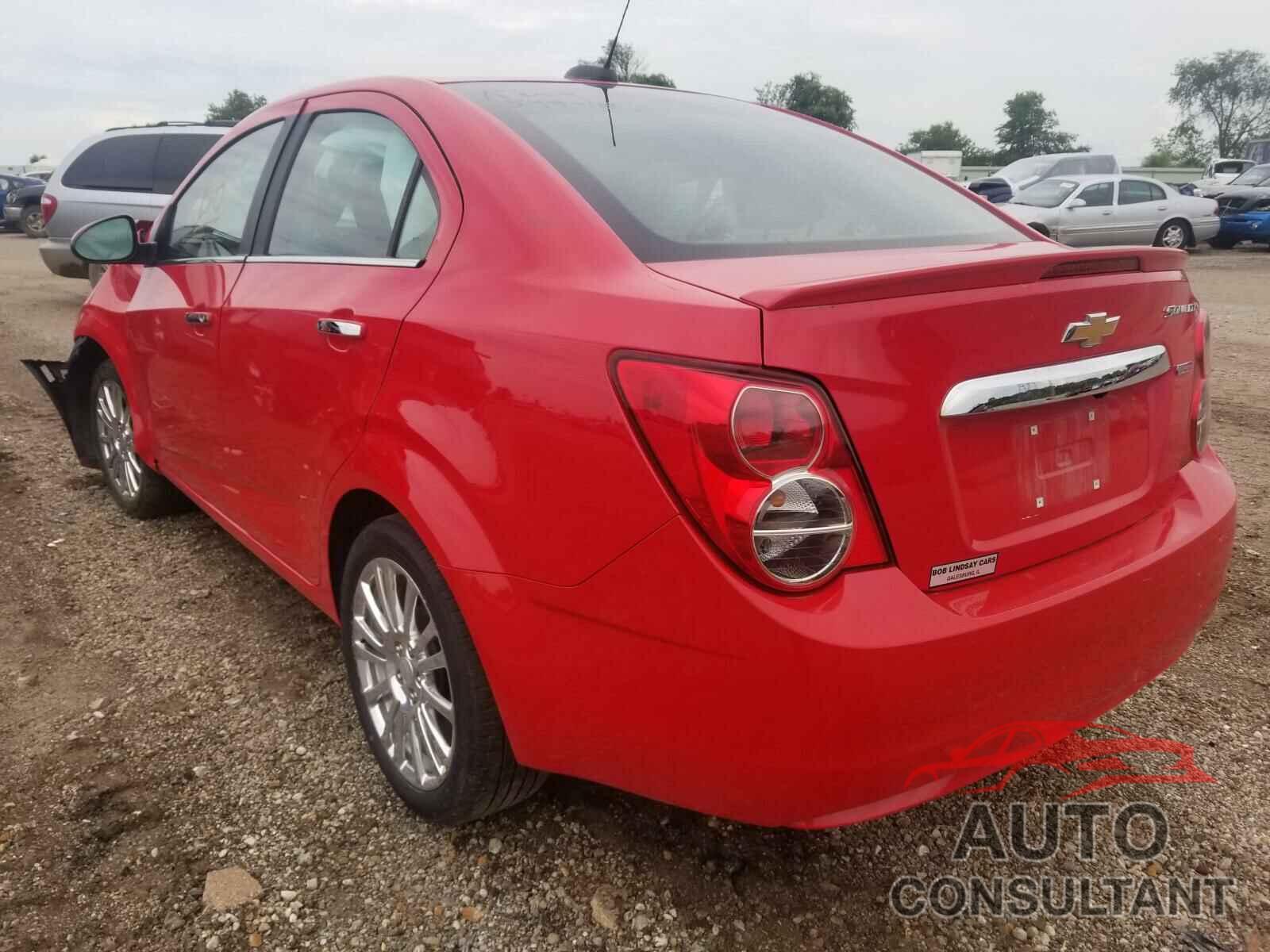 CHEVROLET SONIC 2015 - 1G1JE5SB7F4117585