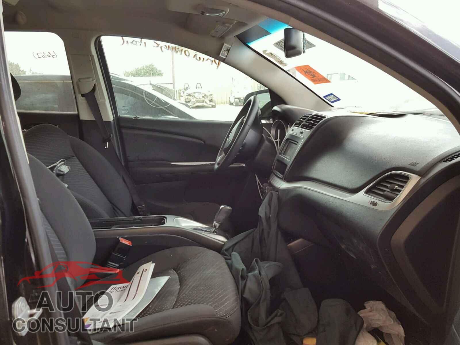 DODGE JOURNEY 2015 - 3C4PDCBB8FT708656