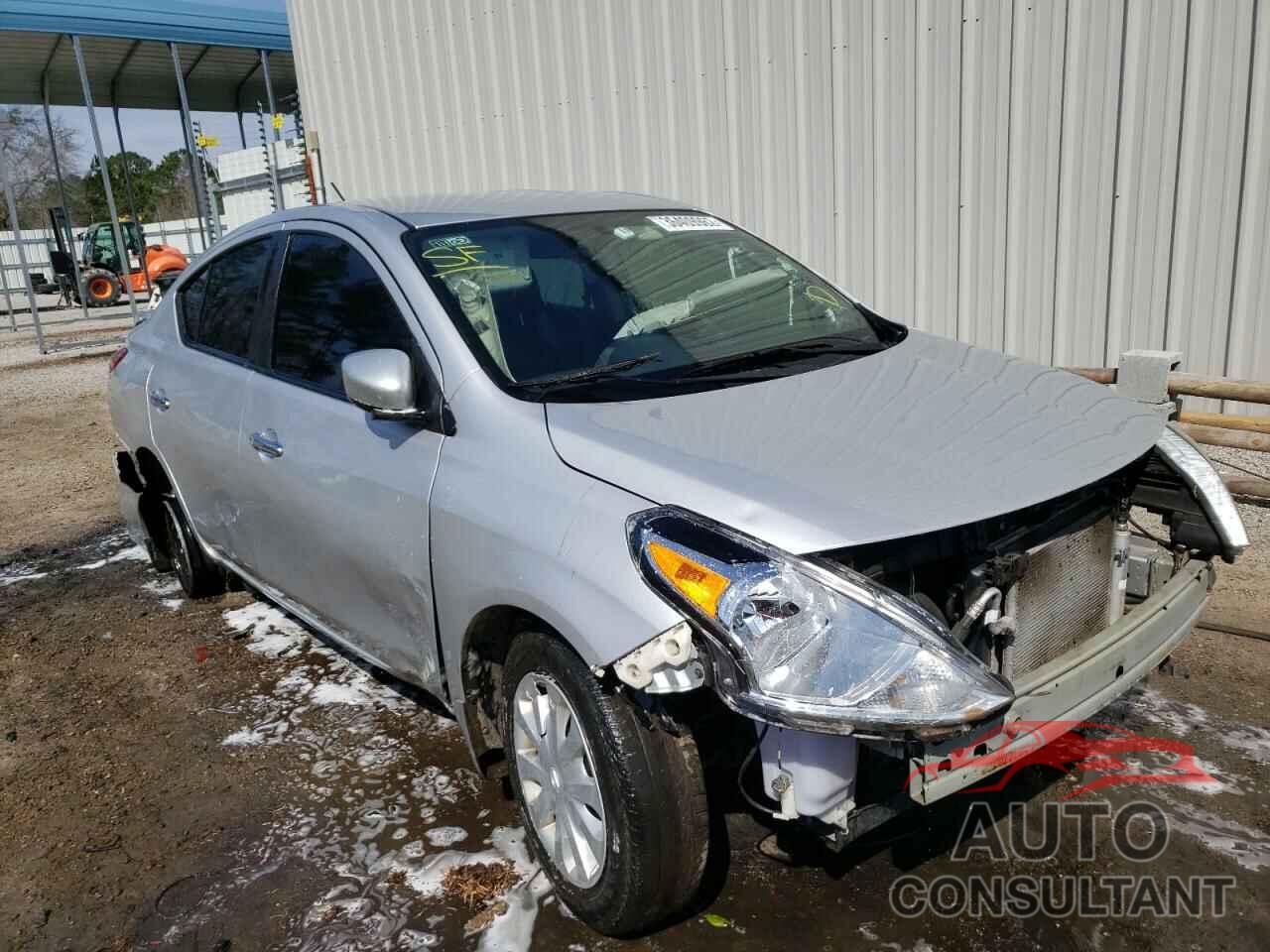 NISSAN VERSA 2018 - 3N1CN7AP2JL883108