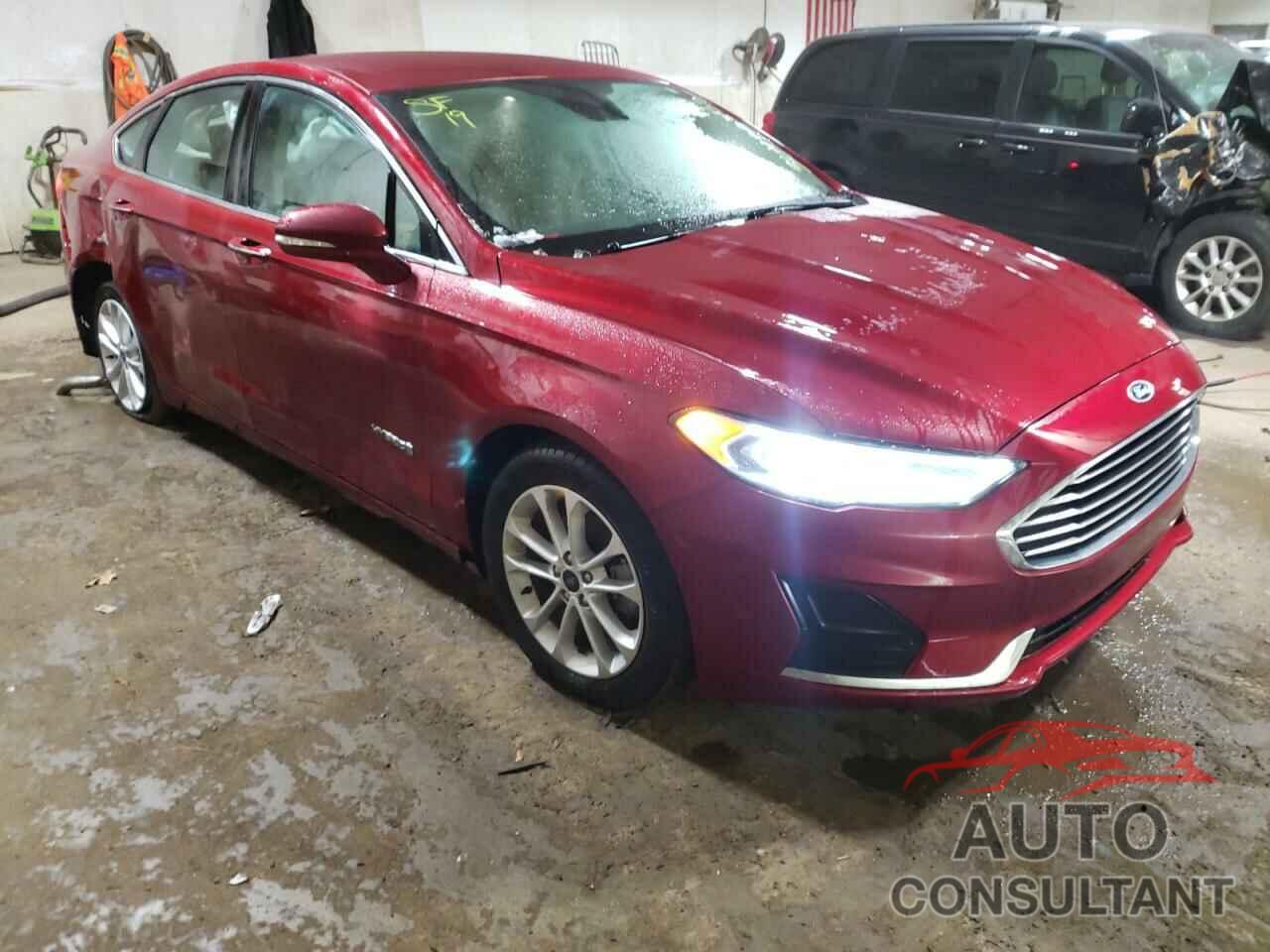 FORD FUSION 2019 - 3FA6P0MU5KR131954
