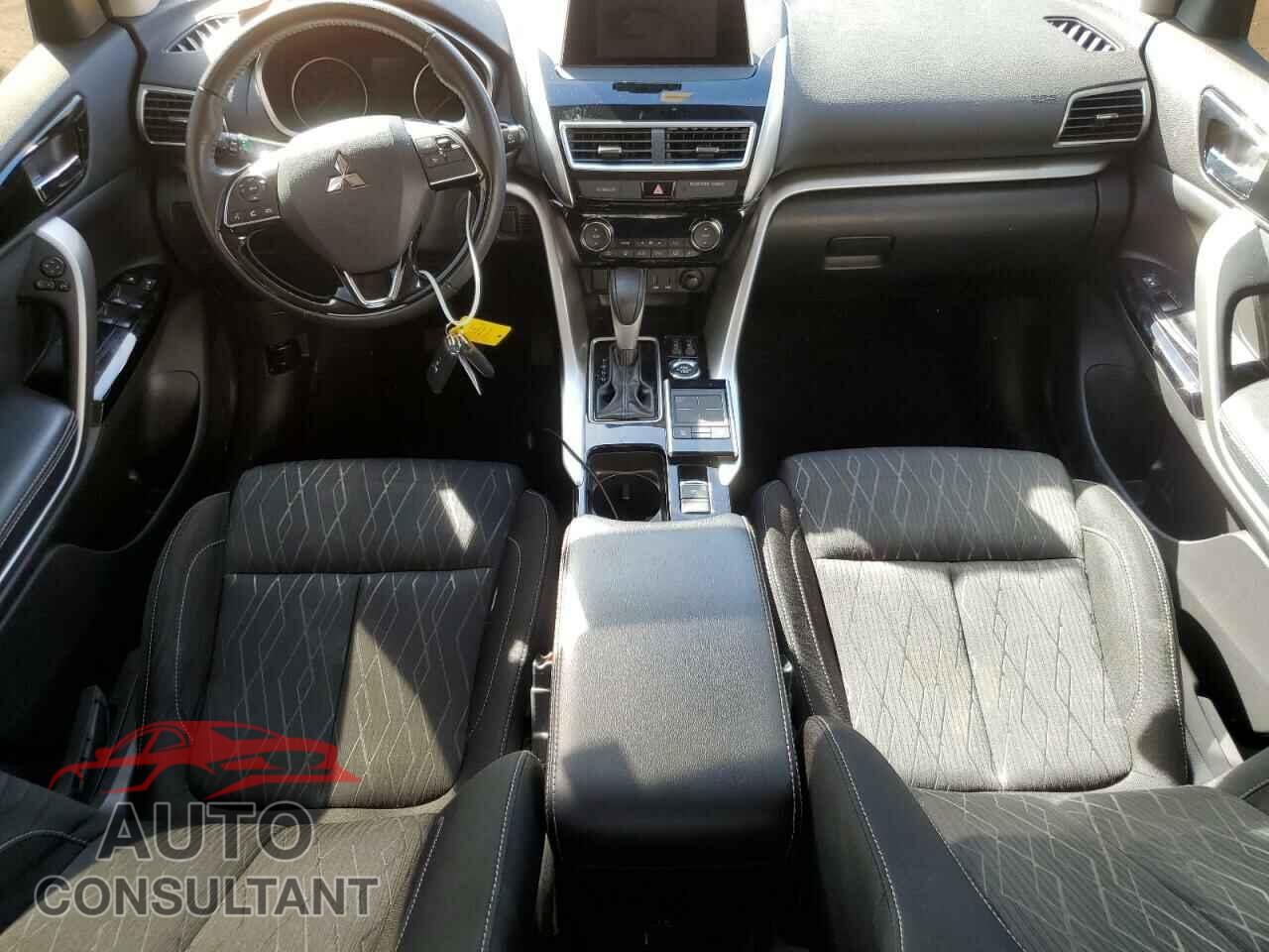 MITSUBISHI ECLIPSE 2018 - JA4AT5AA7JZ056587