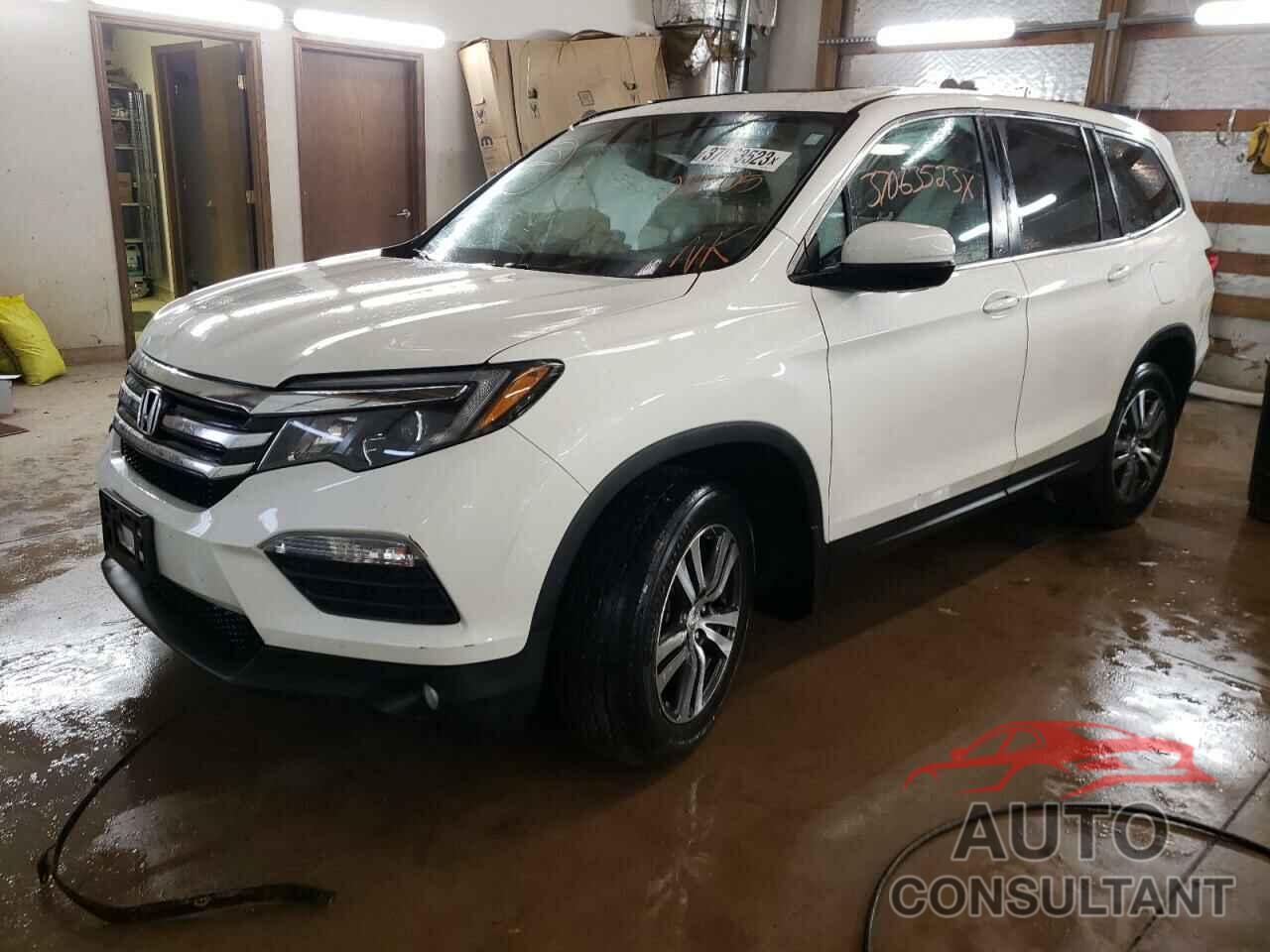 HONDA PILOT 2018 - 5FNYF6H54JB011705